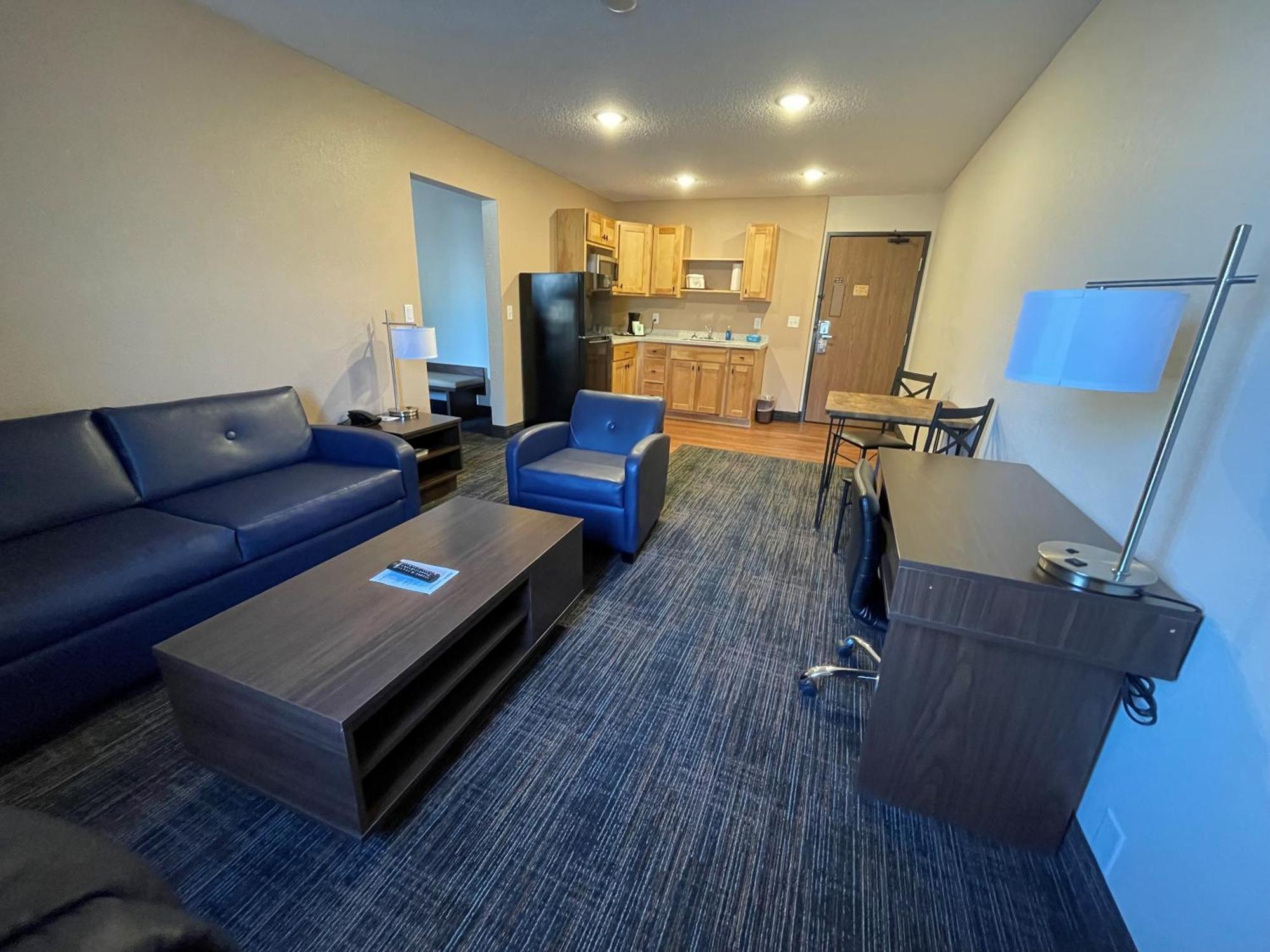 Super 8 by Wyndham Bemidji MN Hotel Bagian luar foto